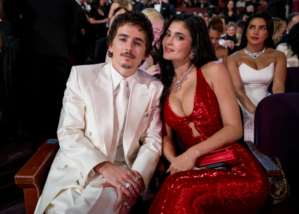 <p>Timothée Chalamet wears stacks of Cartier diamond rings and a platinum <a href="https://urbanjurgensen.com/" target="_blank" rel="noreferrer noopener">Urban Jürgensen</a> UJ-2 watch, while Kylie Jenner wears nearly 200 carats of <a href="https://www.instagram.com/lorraineschwartz/?hl=en">Lorraine Schwartz</a> diamonds</p>