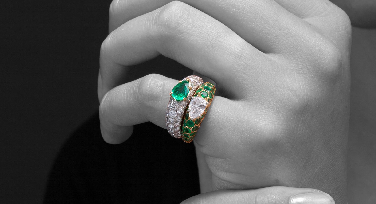 Vintage romantic diamond engagement ring a so-called toi et moi