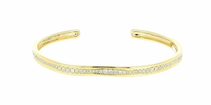 Brilliant-cut diamond cuff bracelet in yellow gold 