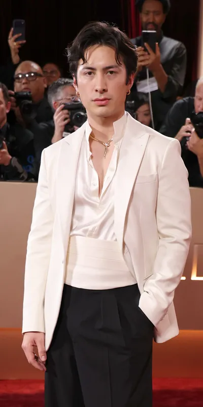 <p>Hudson Williams opted for a Bvlgari necklace</p>