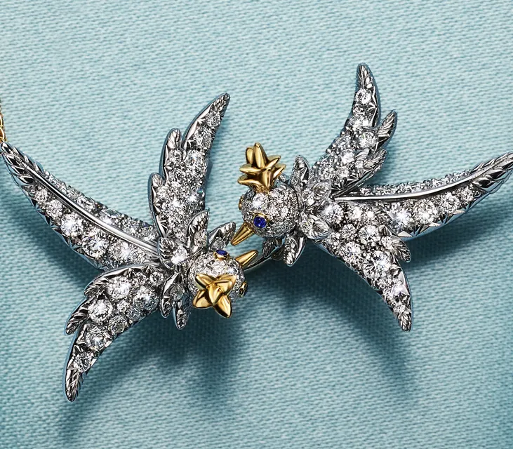 Avant Garde: The Bright Lights of Boucheron Holographique