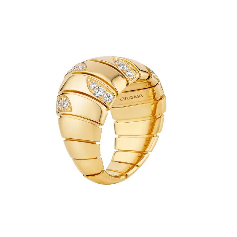 <p>Bvlgari Tubogas diamond ring in 18k yellow gold</p>