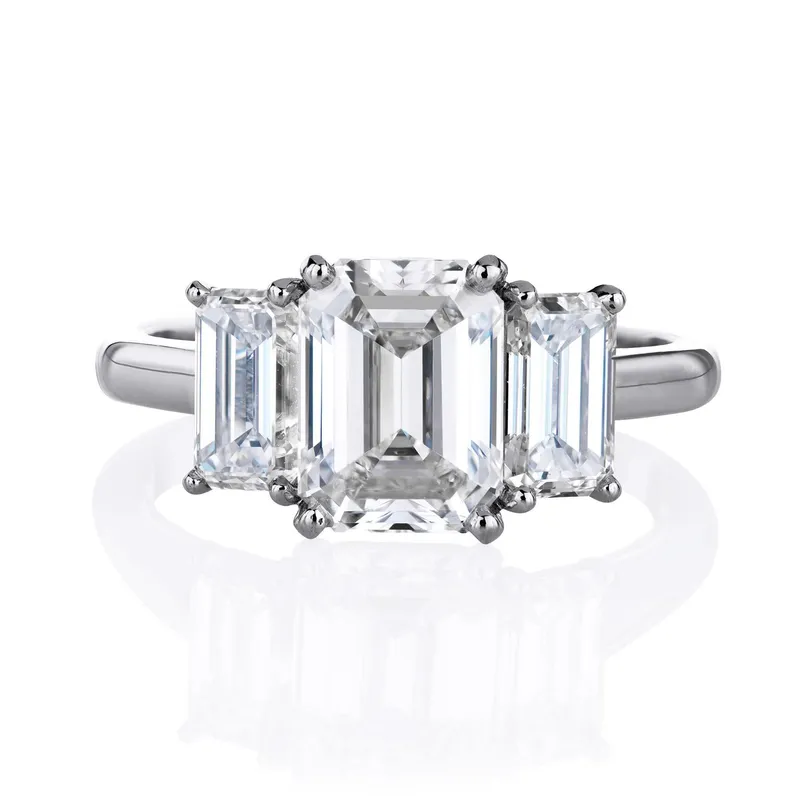 <p><span data-mce-type="bookmark" style="display: inline-block; width: 0px; overflow: hidden; line-height: 0;" class="mce_SELRES_start">﻿</span>De Beers Classic Trio emerald cut diamond ring in platinum.<span data-mce-type="bookmark" style="display: inline-block; width: 0px; overflow: hidden; line-height: 0;" class="mce_SELRES_start">﻿</span></p>
