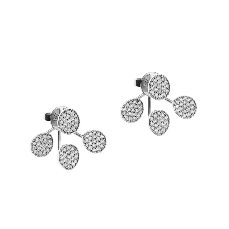 <p>Tetra Flat diamond earrings in 18k white gold, worn by Emily Cooper in season 5</p>