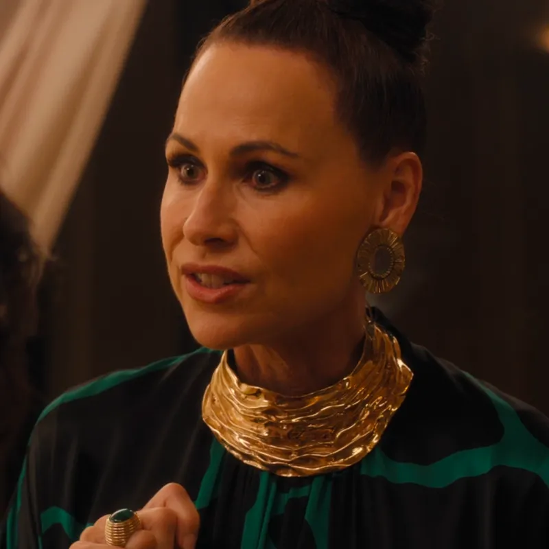 <p>Princess Jane mixes costume jewellery with Oval Explosion Hoop earrings by Carol Kauffman in 18k yellow gold and the NeverNot Grab N Go Ready 2 Love Malachite ring</p>