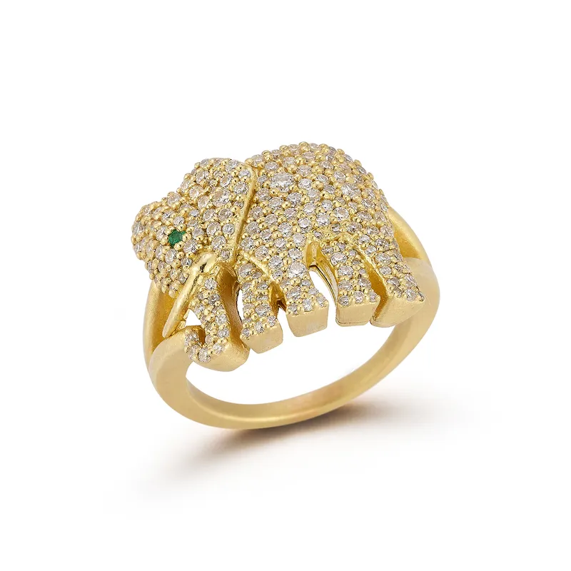 <p>Majestic Elephant diamond ring with 1.10 carats of diamonds in 18k yellow gold</p>
