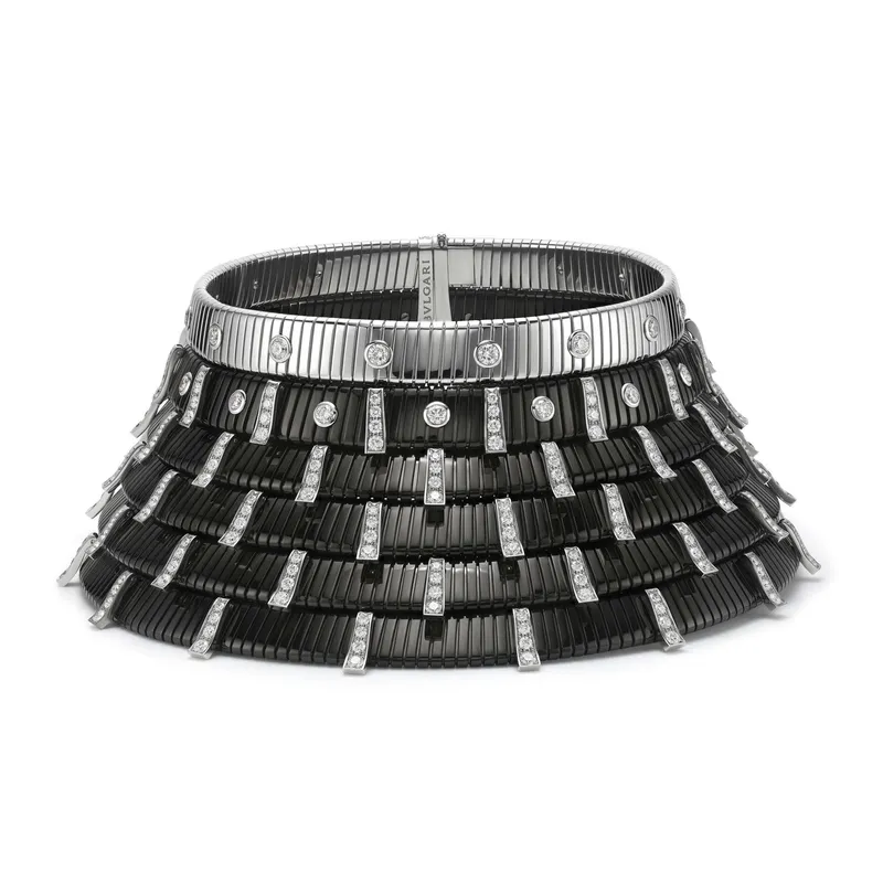 <p>The Bvlgari Tubogas Black Eagle choker in DLC coated white gold with diamonds, inspired by the mythic bird said to be a messenger of the gods in ancient mythology</p>