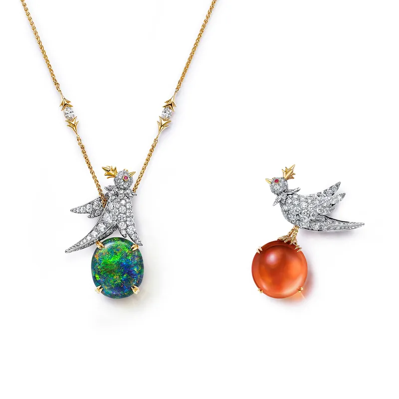 <p>Tiffany & Co. Bird on a Rock: Love Birds high jewellery pendant and brooch set with an oval cabochon black opal of 8.58 carats and an oval cabochon fire opal of 10 carats</p>