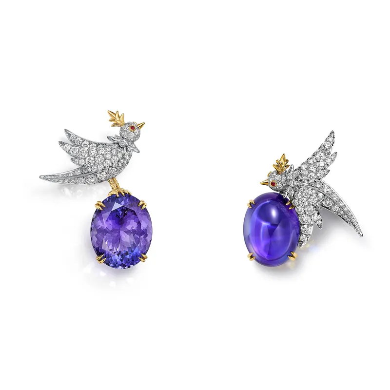 <p>Tiffany & Co. Bird on a Rock: Love Birds high jewellery brooches set with an oval tanzanite of 27.40 carats and an oval cabochon tanzanite of 29.86 carats</p>