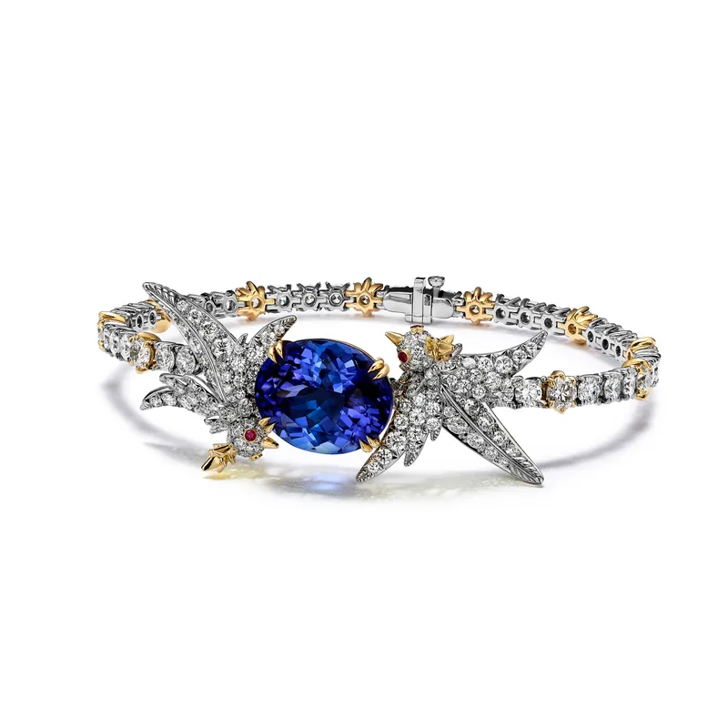 <p>Tiffany &amp; Co. Bird on a Rock High Jewellery bracelet in platinum and 18k yellow gold with a tanzanite of approximately 8 carats, diamonds and rubies</p>
