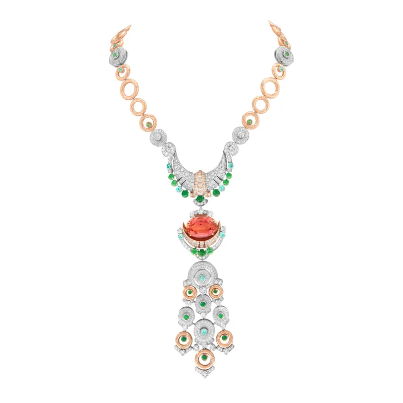 <p>Sous Les Etoiles Lune topaze transformable long necklace in white gold, rose gold, one oval-cut imperial topaz of 18.99-cts, green tourmalines, tsavorite garnets, chrysoprase, onyx and diamonds</p>