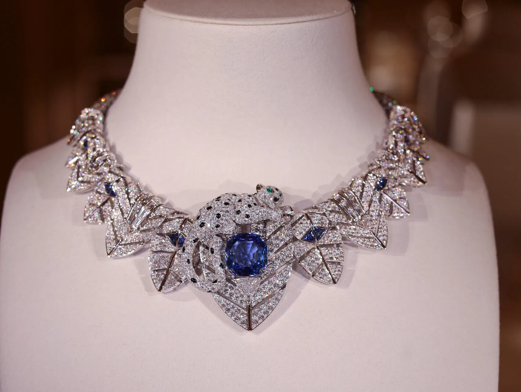 Cartier Panthère Canopée necklace with a 26.53-carat Ceylon sapphire, trilliant-cut sapphires, round brilliant and baguette-cut diamonds, from the Nature Sauvage High Jewellery Collection Chapter III