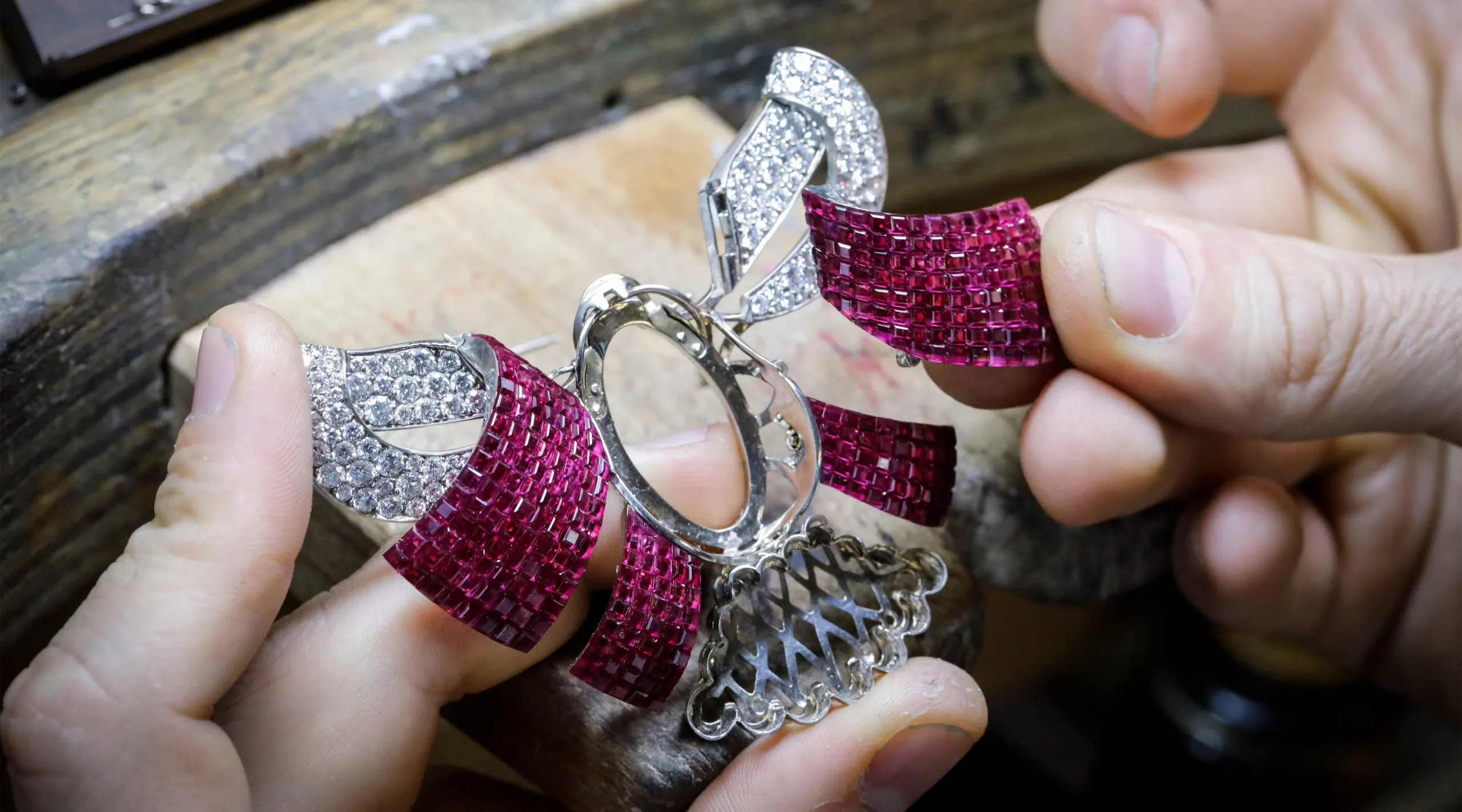 The Mystery Setting remains one of Van Cleef & Arpels’ most iconic and complex techniques. Here, a brooch takes shape in the hands of a master craftsman