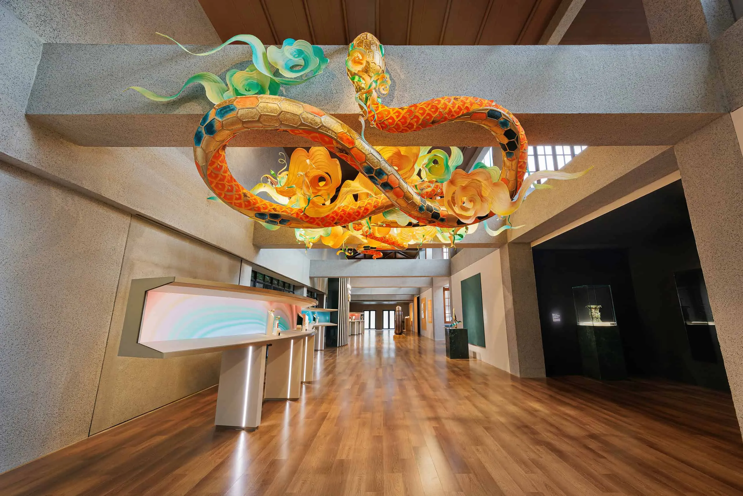 'Serpent Teng in the Golden Realm' installation by Luoming at the Bvlgari Serpenti Infinito exhibition in Shanghai 