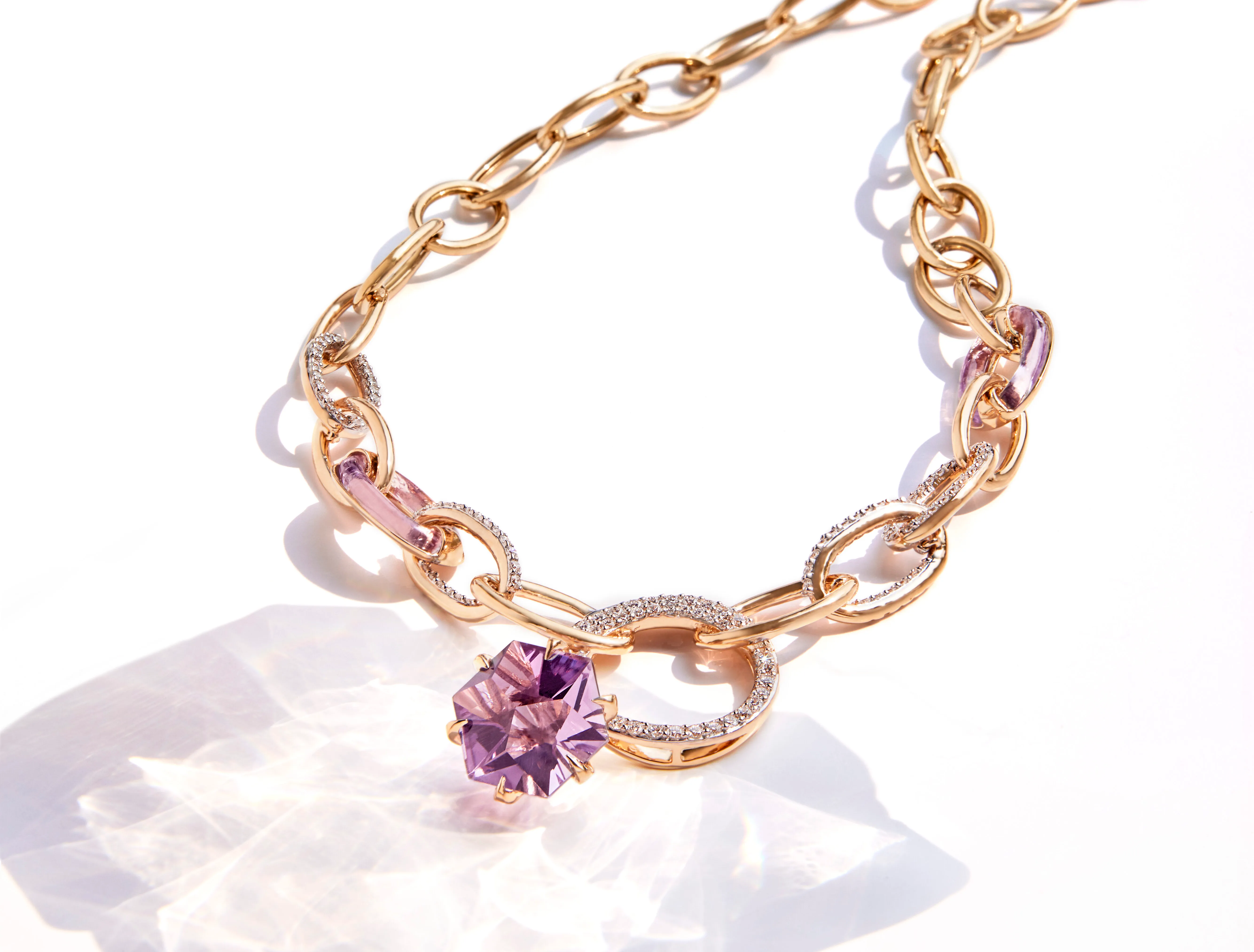 Zoya ‘A Link to the Cosmos’ necklace from the Aeterna collection with amethyst and 1.78 carats of diamonds in 18k yellow gold 