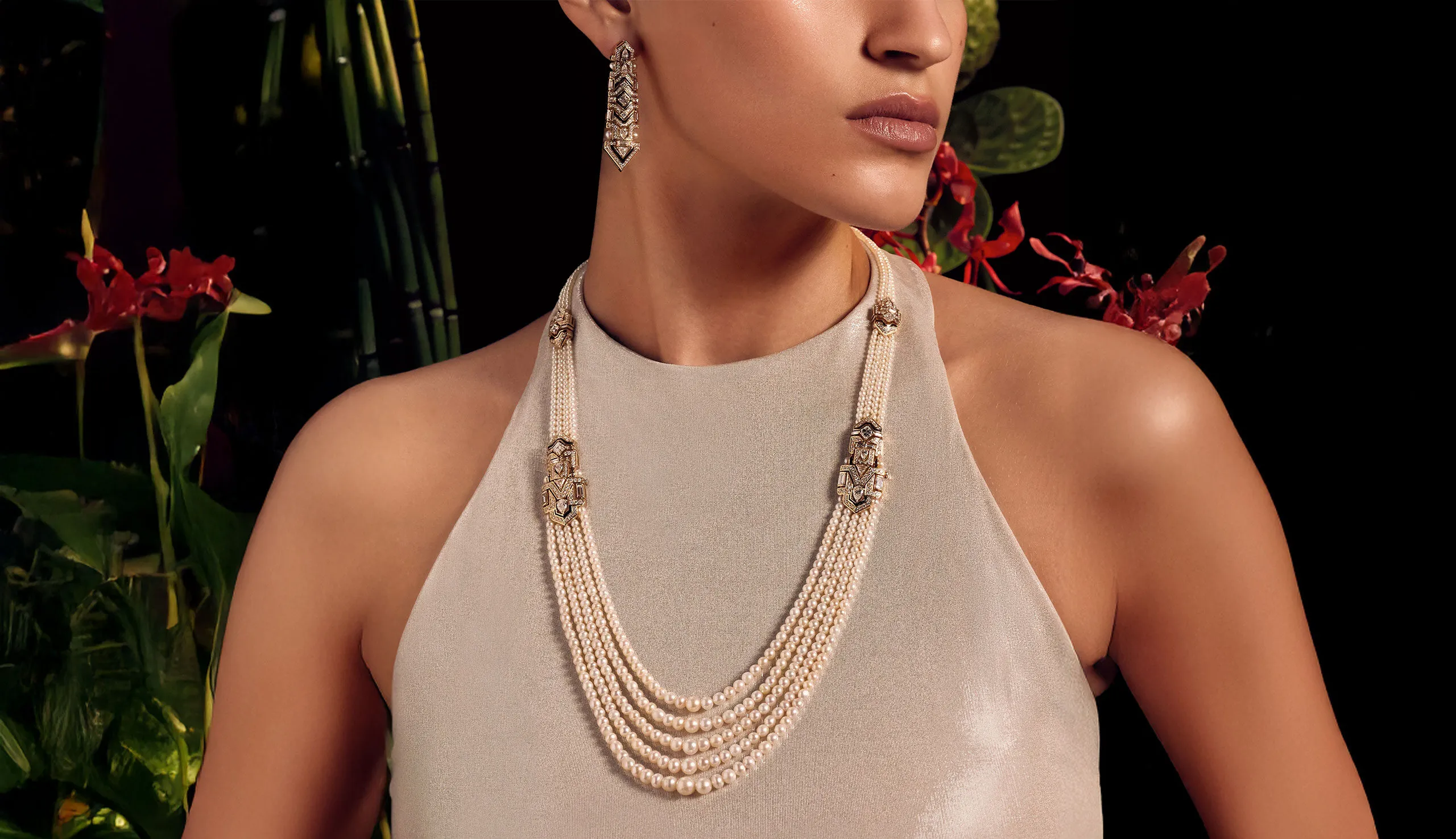 The Arab Deco collection is inspired by the bold style of the Art Deco movement and the rhythmic patterns of Arabian architecture