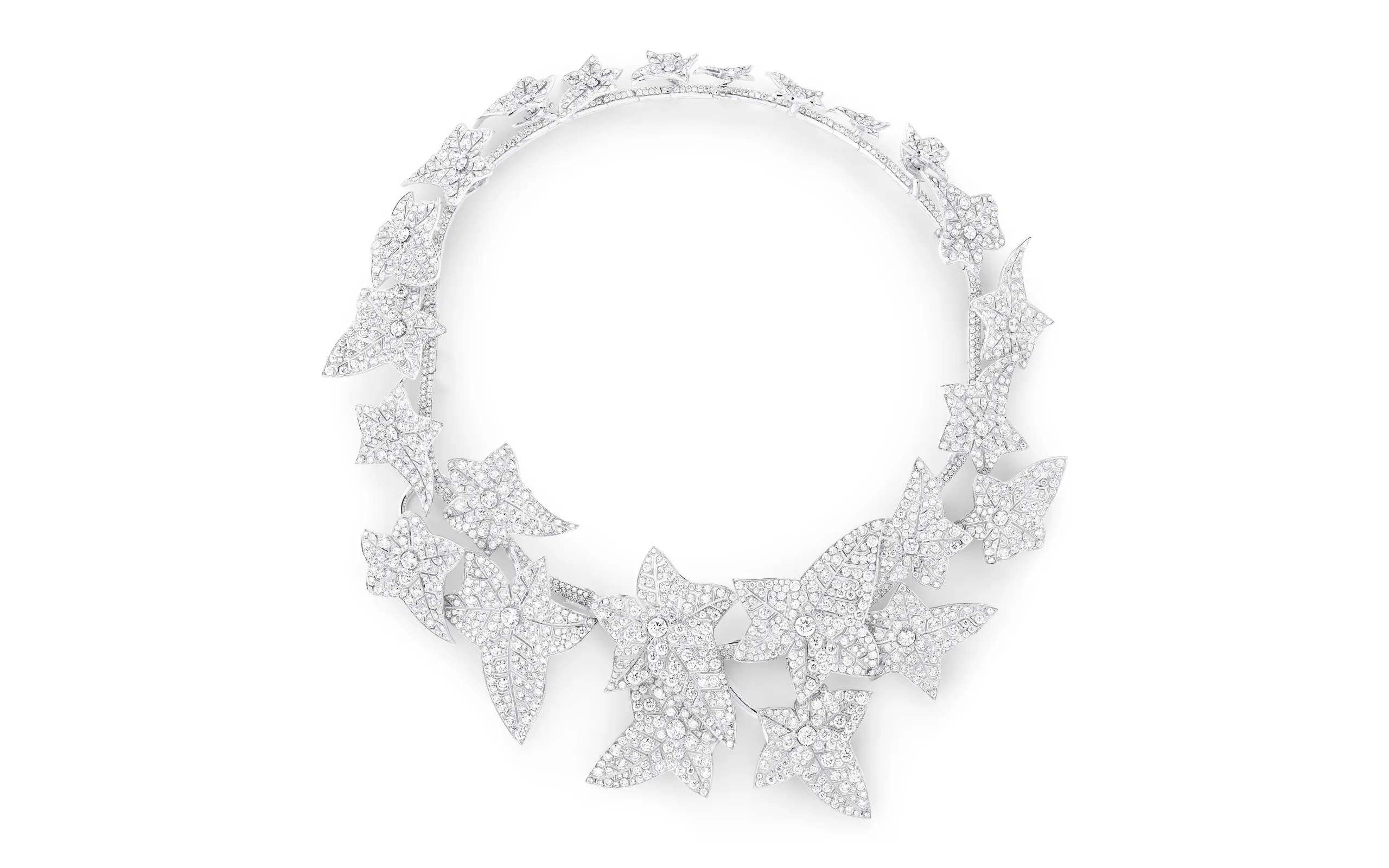 Boucheron Lierre necklace with diamonds in 18k white gold, part of the Untamed Nature Histoire de Style 2025 High Jewellery collection 