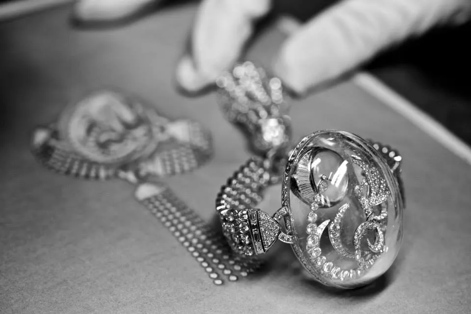 <p>Boucheron Splendeurs de Russie Cristal de Lune watch</p>
