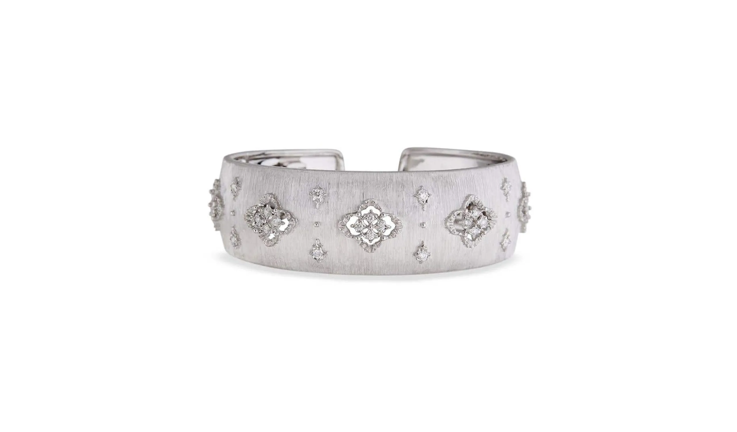 Buccellati cuff bracelet with diamonds in white gold