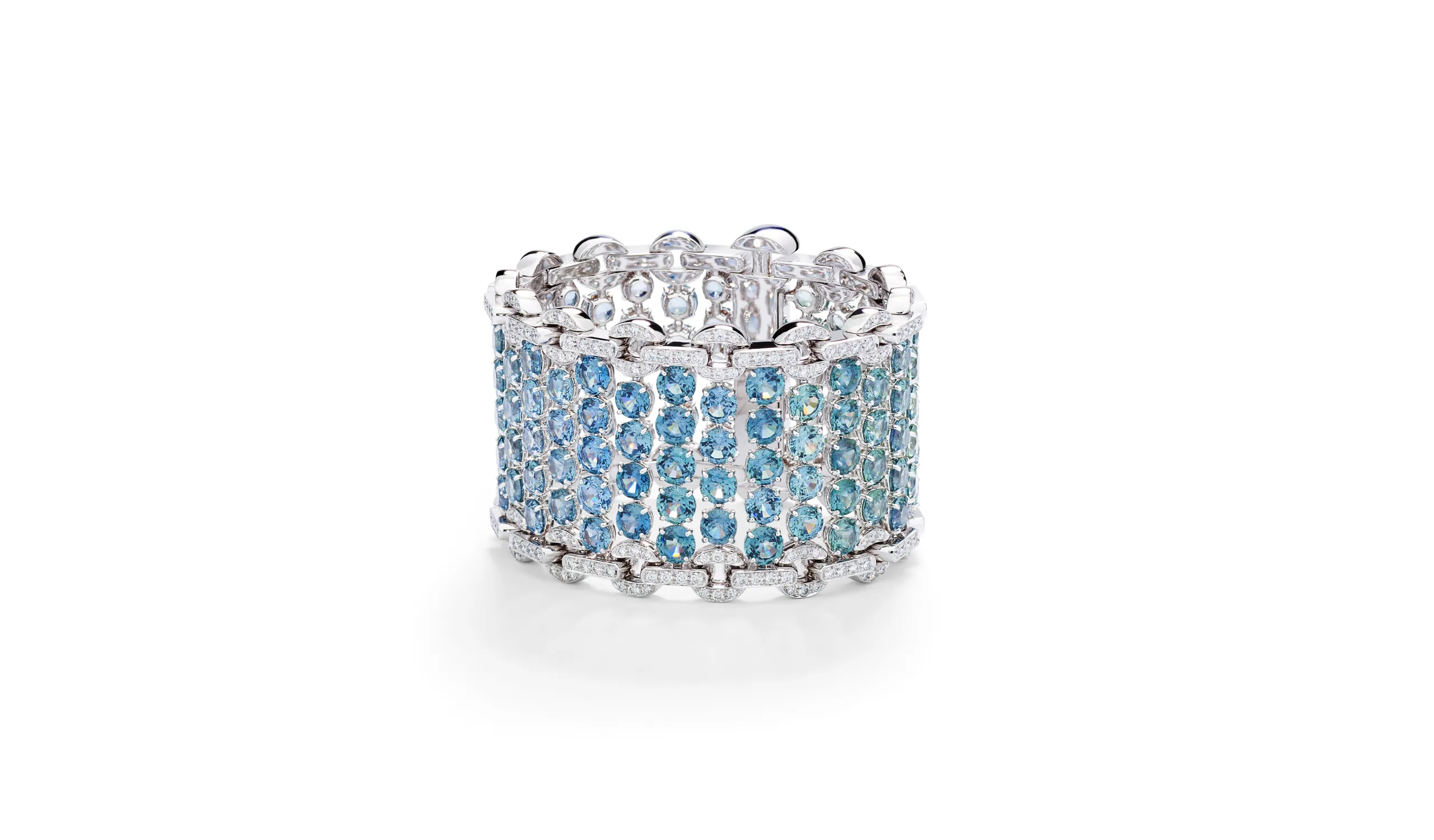 Pomellato Green Waves bracelet, part of the 1970s-inspired chapter of the 'Collezione 1967' High Jewellery collection