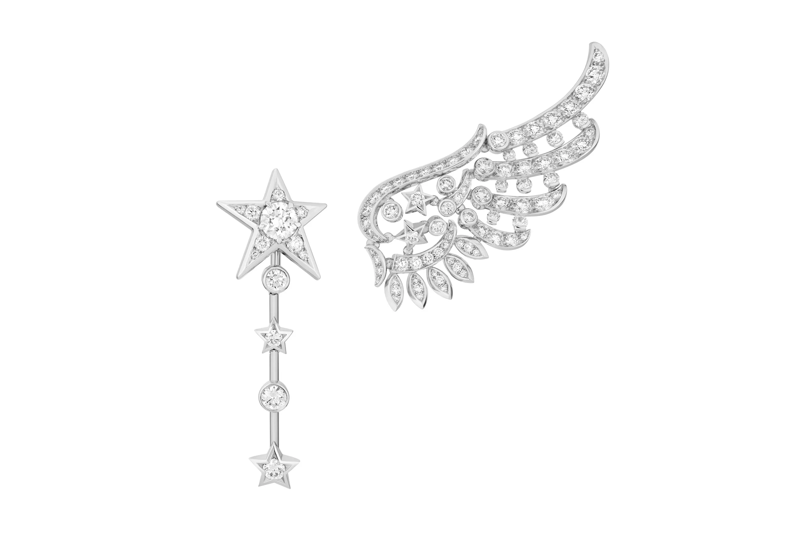 Chanel Free Move earrings with natural polished diamonds in white gold from the Reach for the Stars High Jewellery collection 