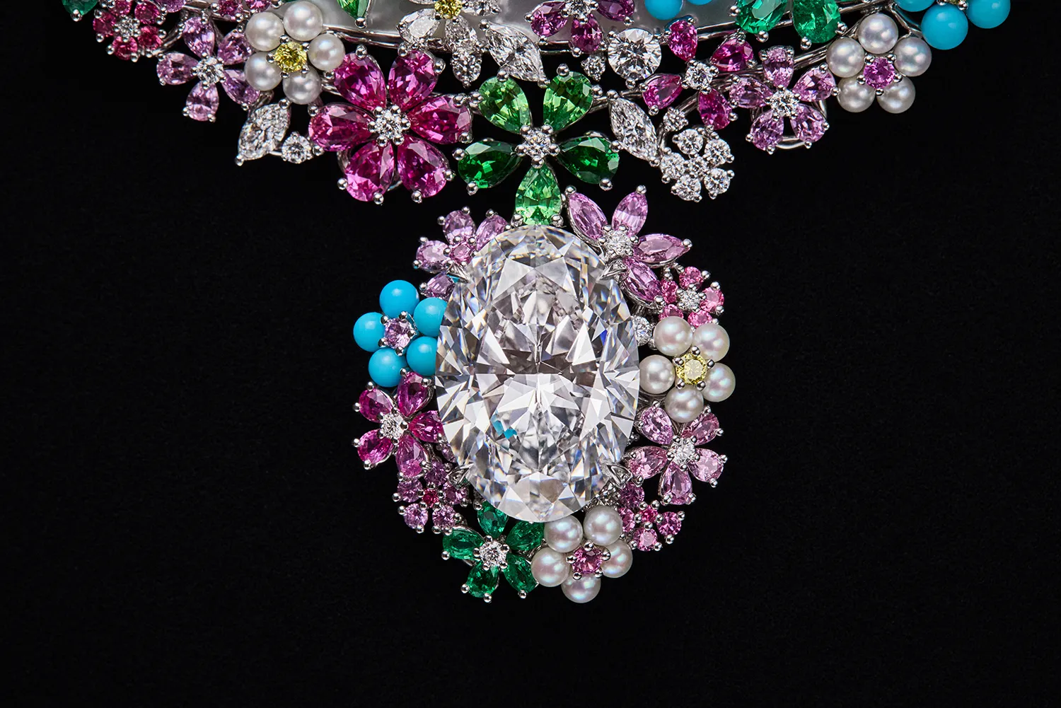 The large oval-shaped diamond at the heart of the Diorexquis Foret Nacrée High Jewellery necklace. Photo credit Piotr Stoklosa