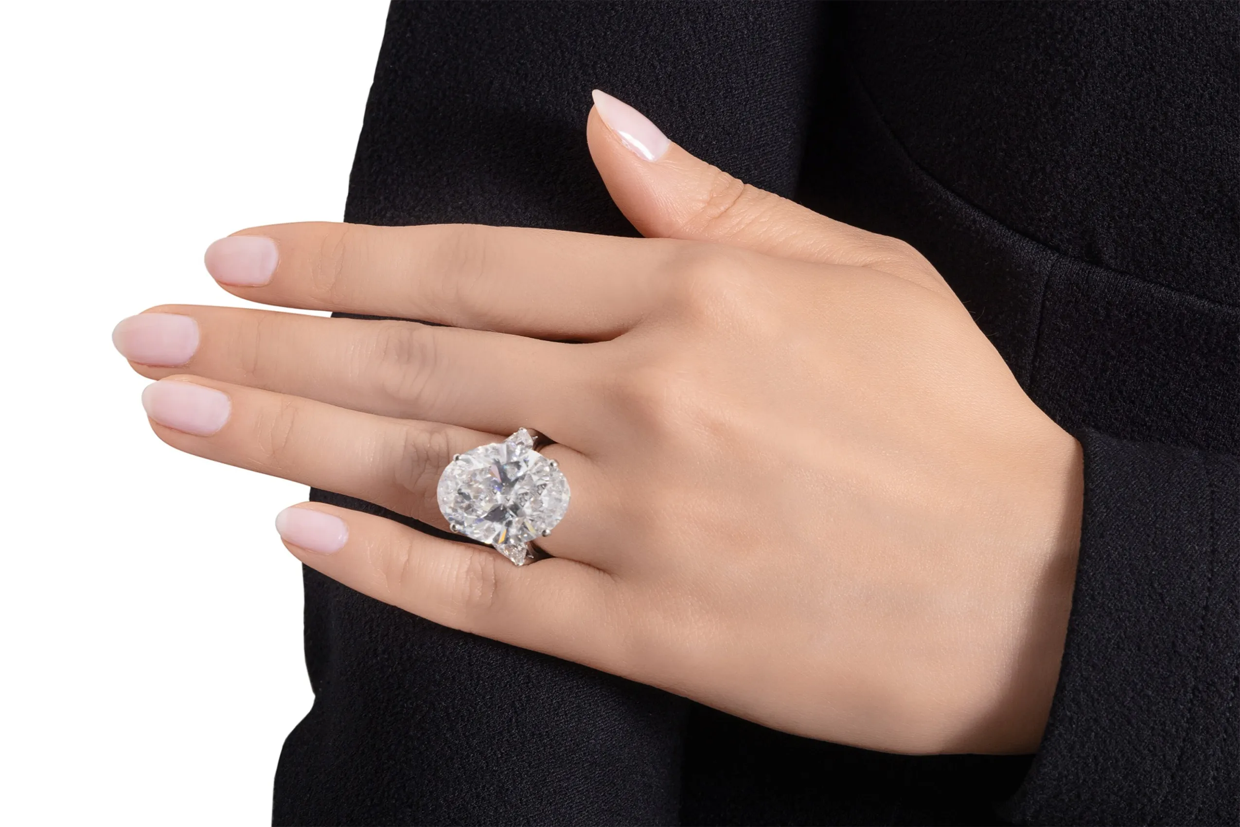 <p>This 21.54 carat oval diamond ring by Graff, graded D colour and VVS2 clarity, sold at Sotheby&#8217;s for $1,440,000 in June 2024.</p>
