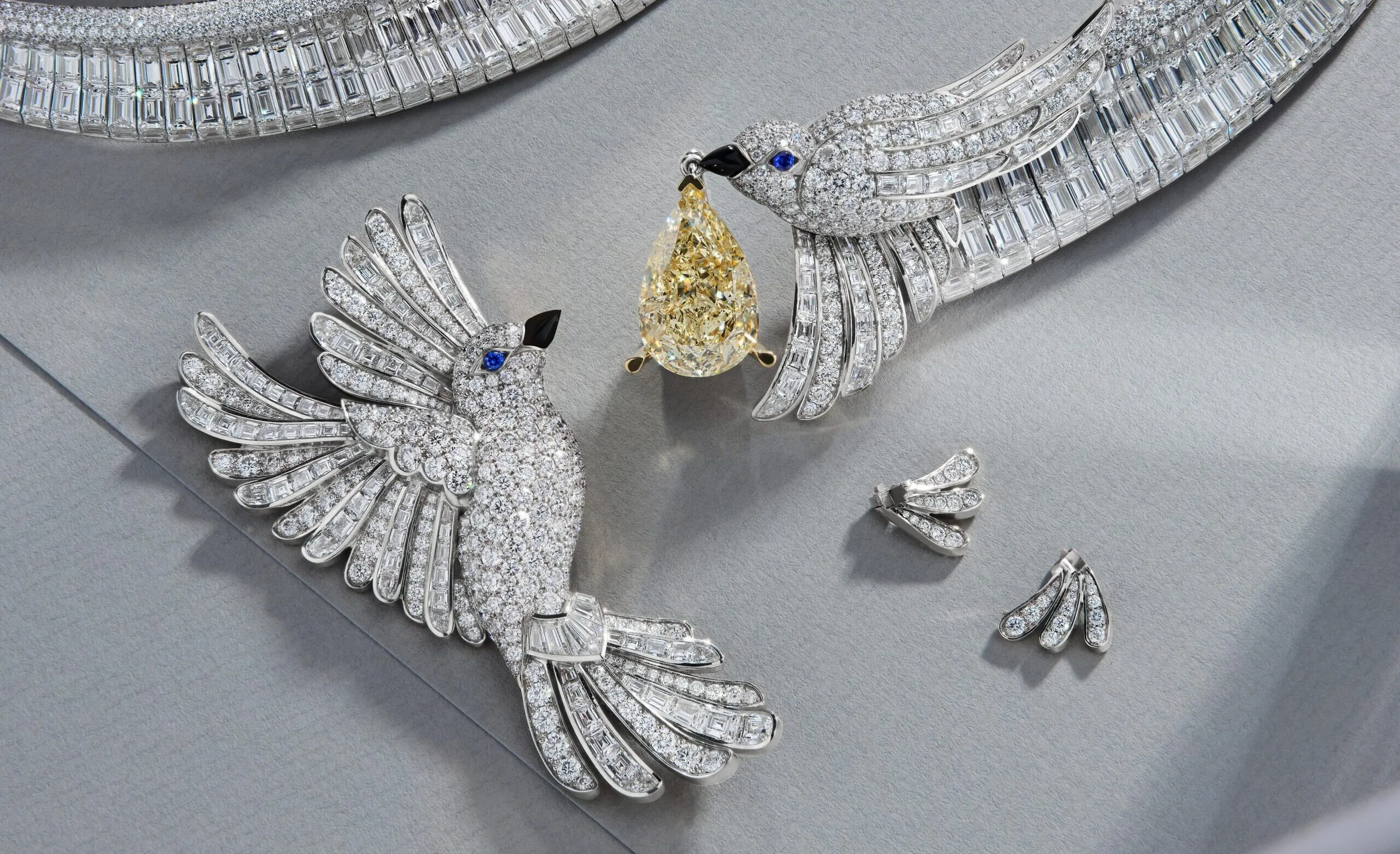 The Gift of Love High Jewellery necklace by Graff features two diamond-set sparrows, which are associated with the goddess Aphrodite in Greek mythology 