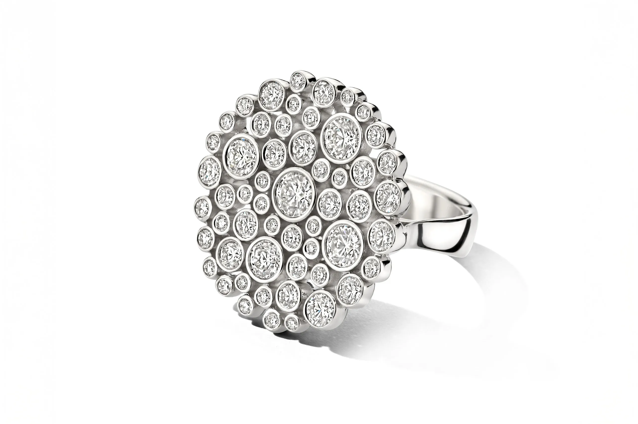 Histoire d’Elle diamond ring from the Les Infinis d’Elle collection