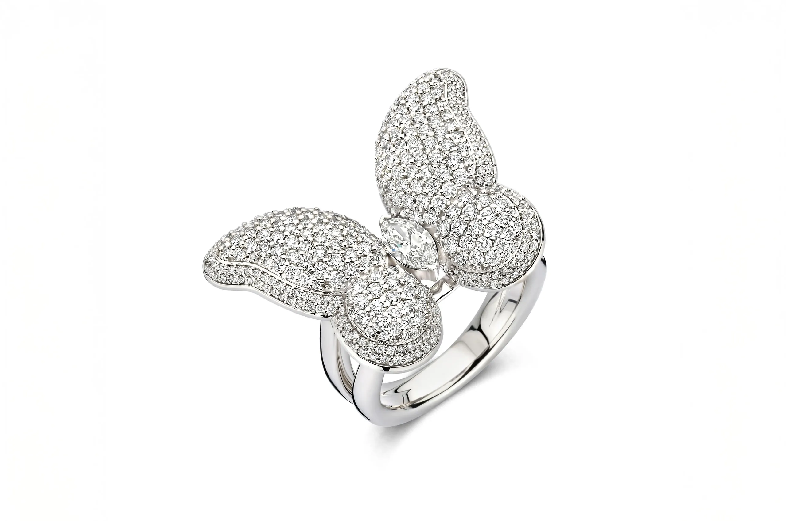 Histoire d’Elle diamond butterfly ring with a marquise-cut centre stone from the Les Natur 'Elle collection