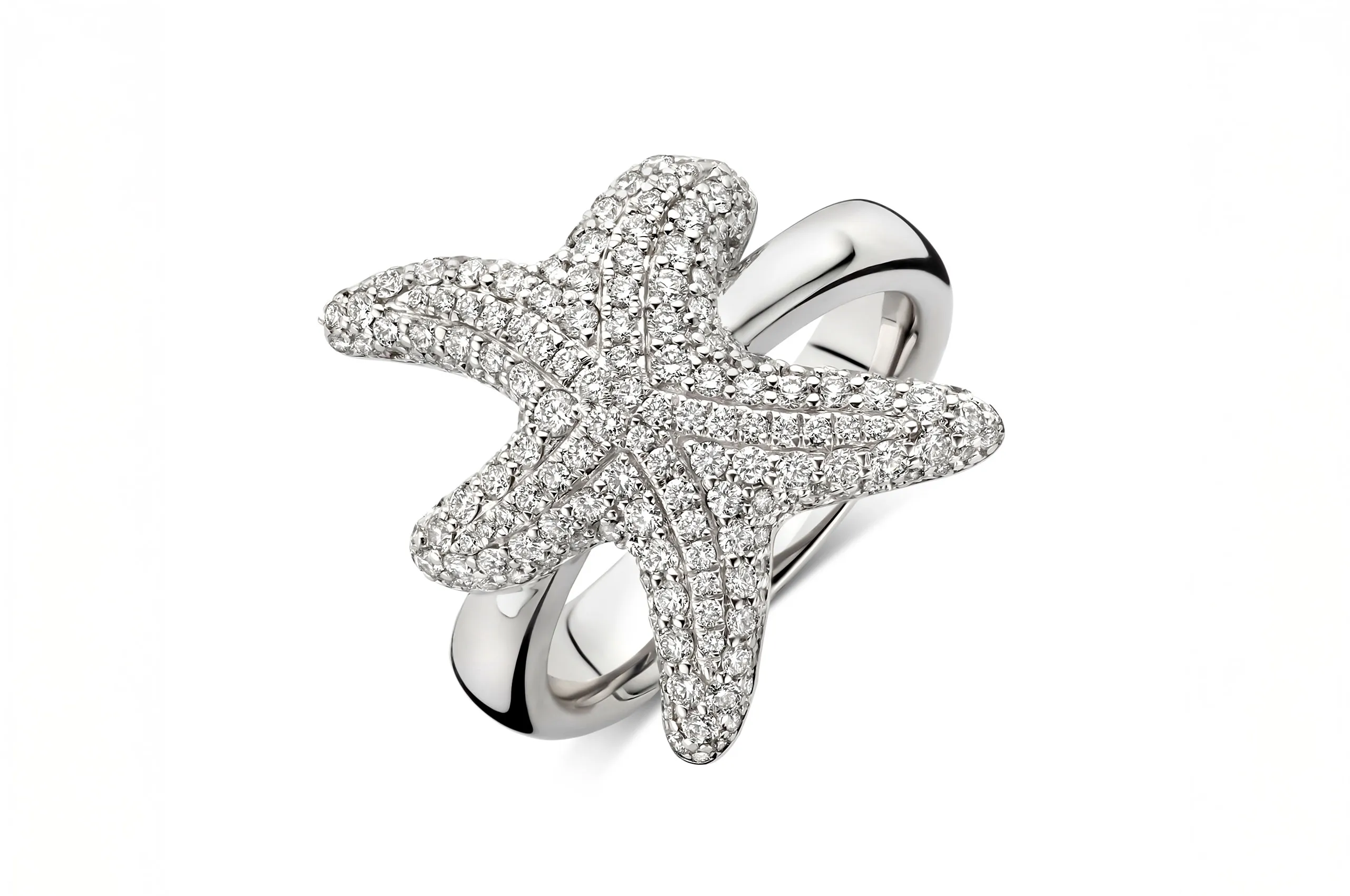 Histoire d’Elle Starfish ring with diamonds from the Les Oceans d'Elle collection
