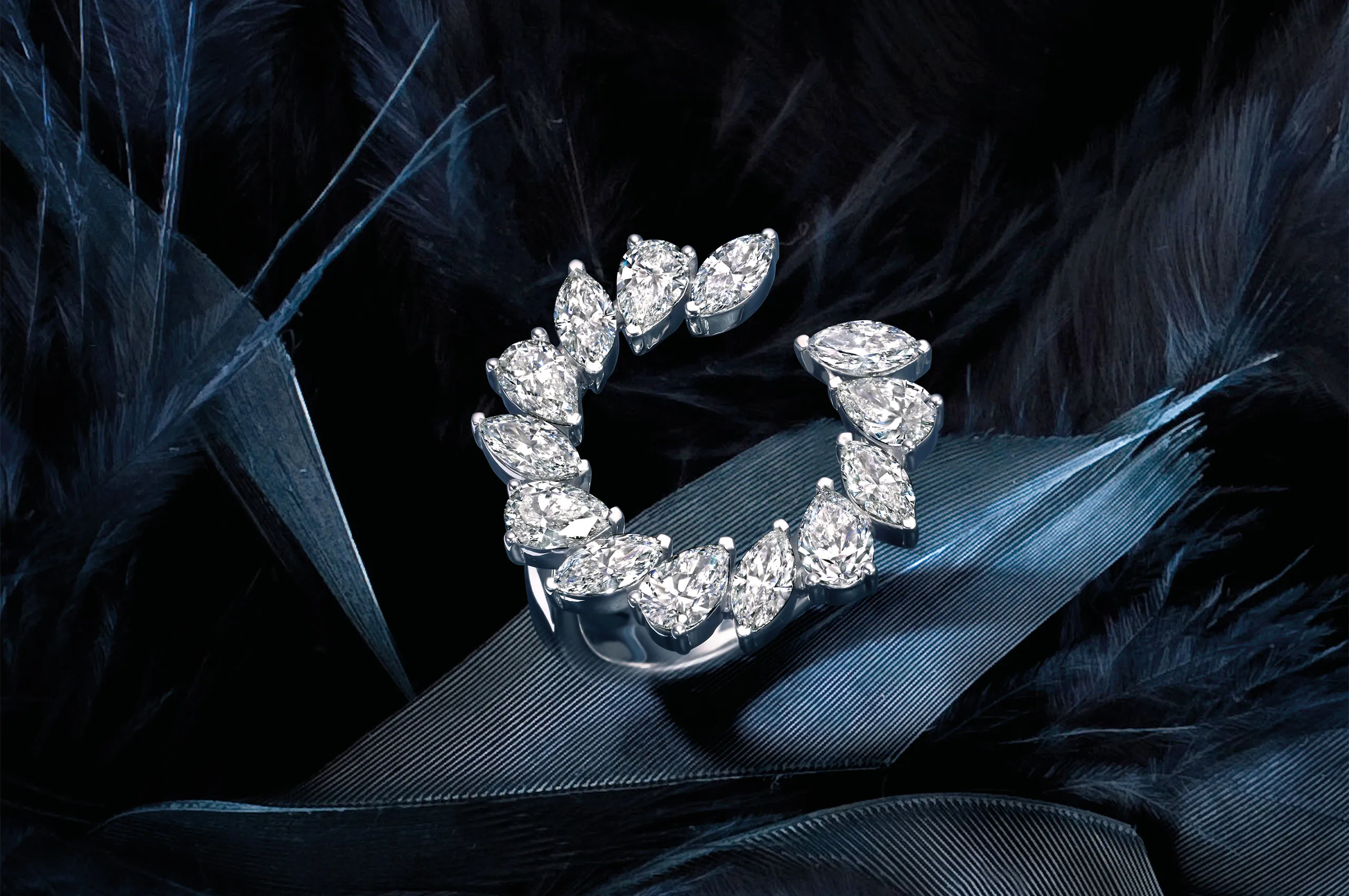 Histoire d’Elle marquise-cut diamond ring from the Les Infinis d’Elle collection