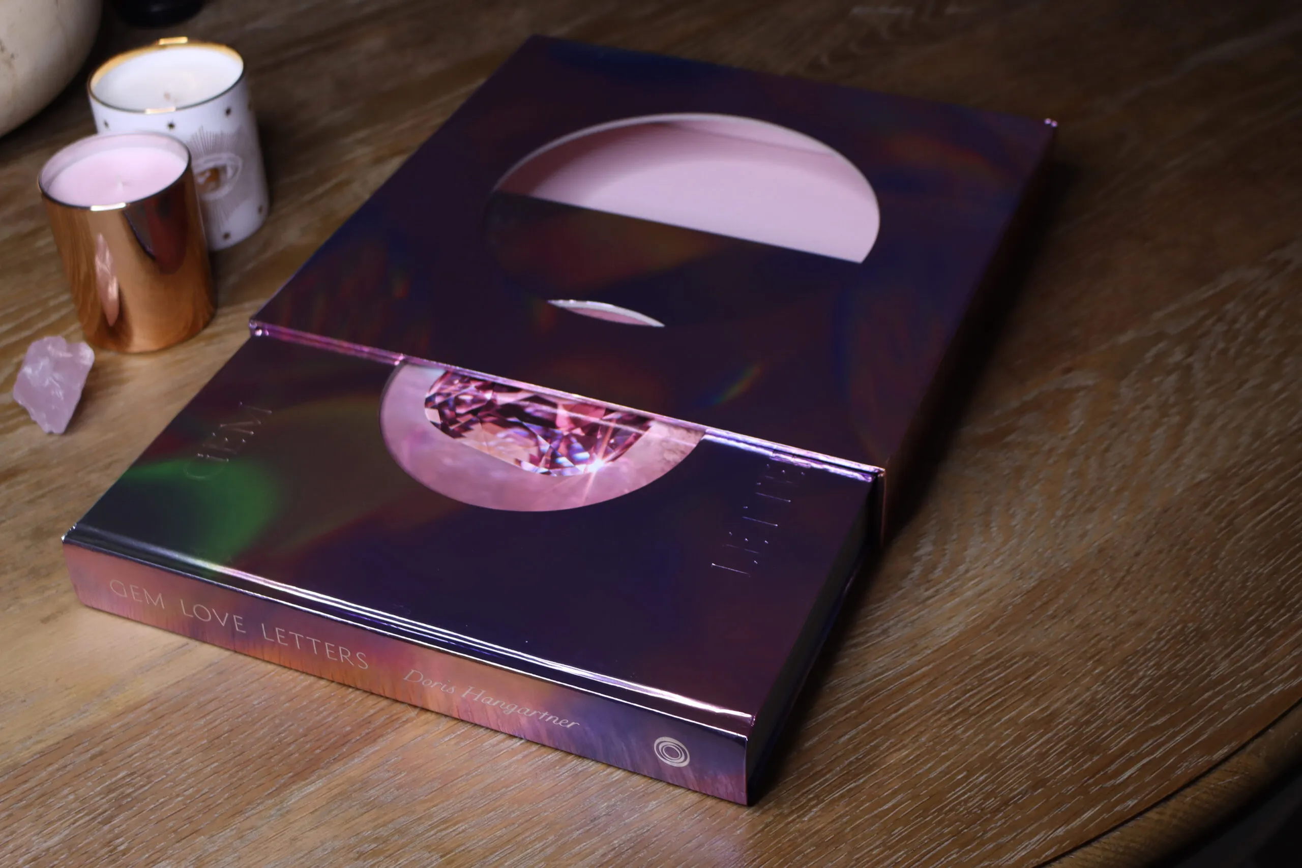 Gem Love Letters by Doris Hangartner is the perfect addition to any jewellery book collection
