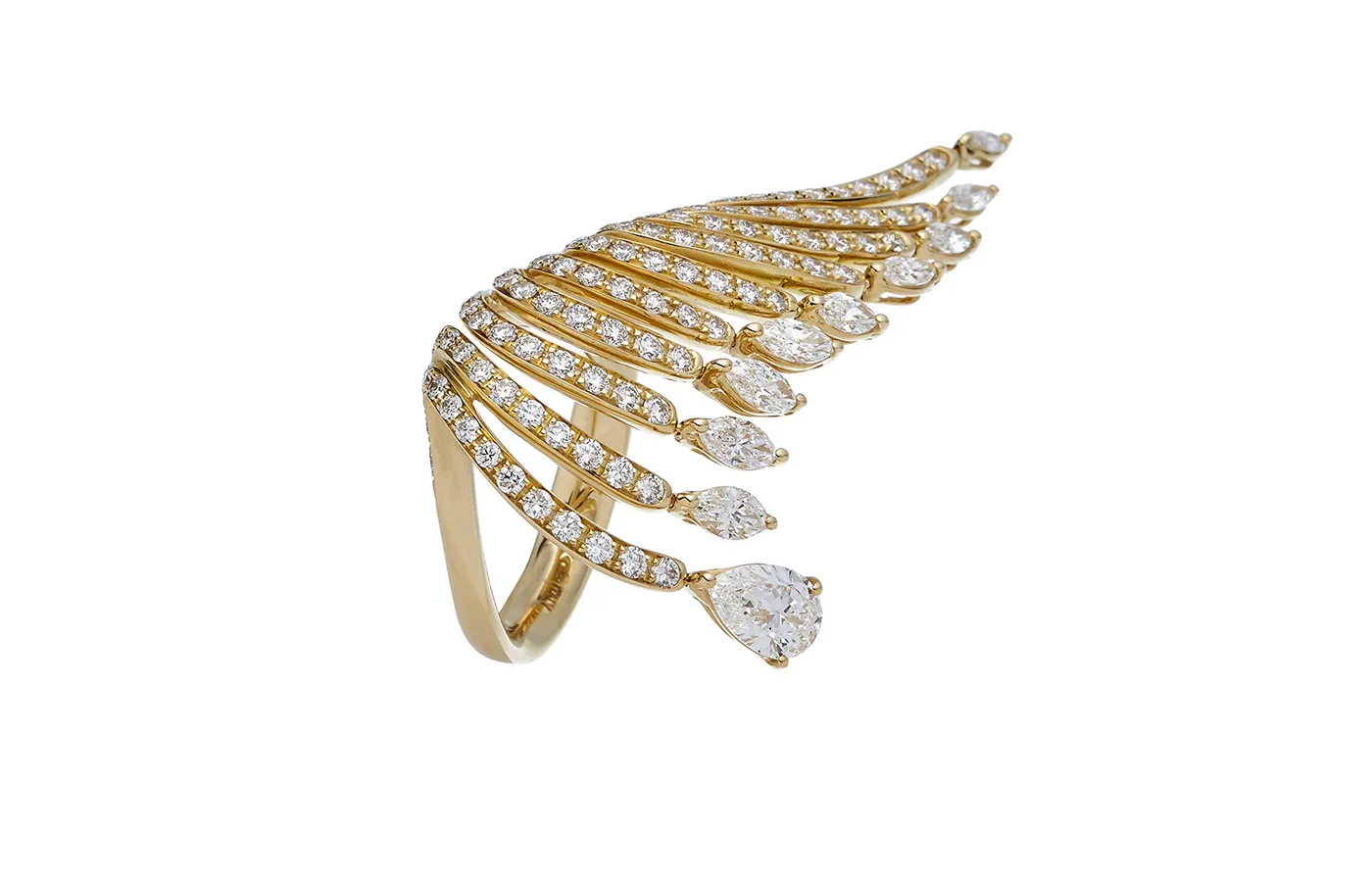 Krisonia ring from the Volo collection with diamonds in 18k yellow gold