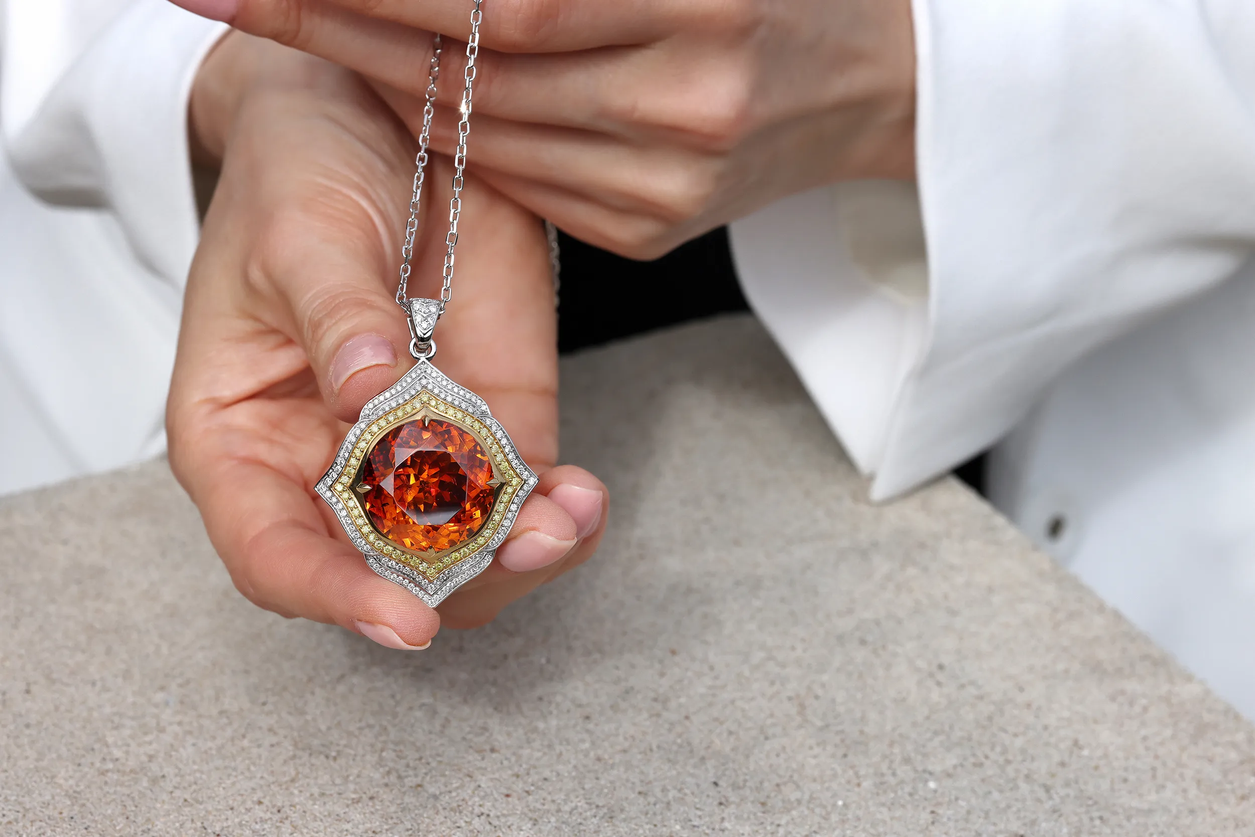 <p>Sphalerite is one of many collector’s gemstones in the Chromia New York Collection</p>