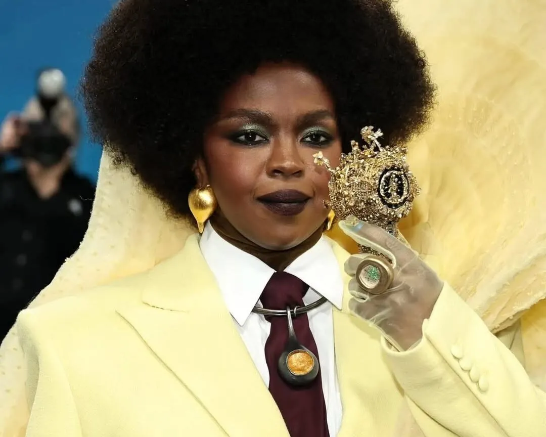 Singer Lauryn Hill wore pieces by British-Ghanaian jeweller Emefa Cole, crafted in Single Mine Origin (SMO) gold