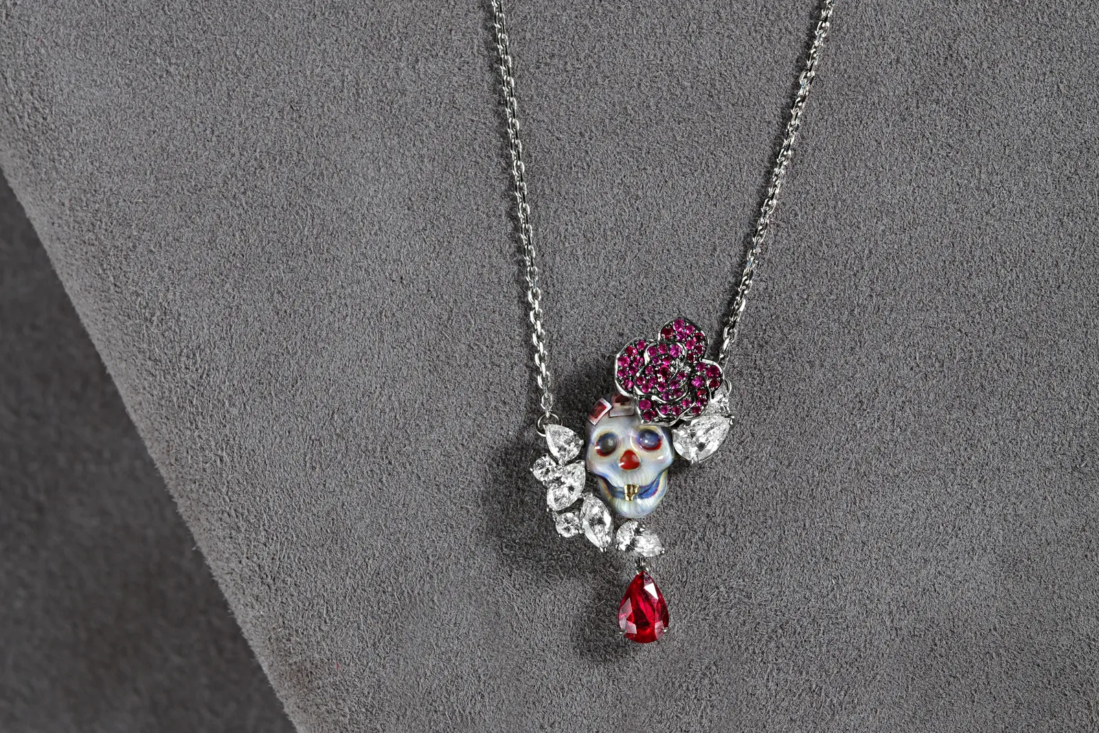 <p>Liza Borzaya pendant with diamonds, rubies and enamel details from the &#8216;Get Inked!&#8217; collection</p>
