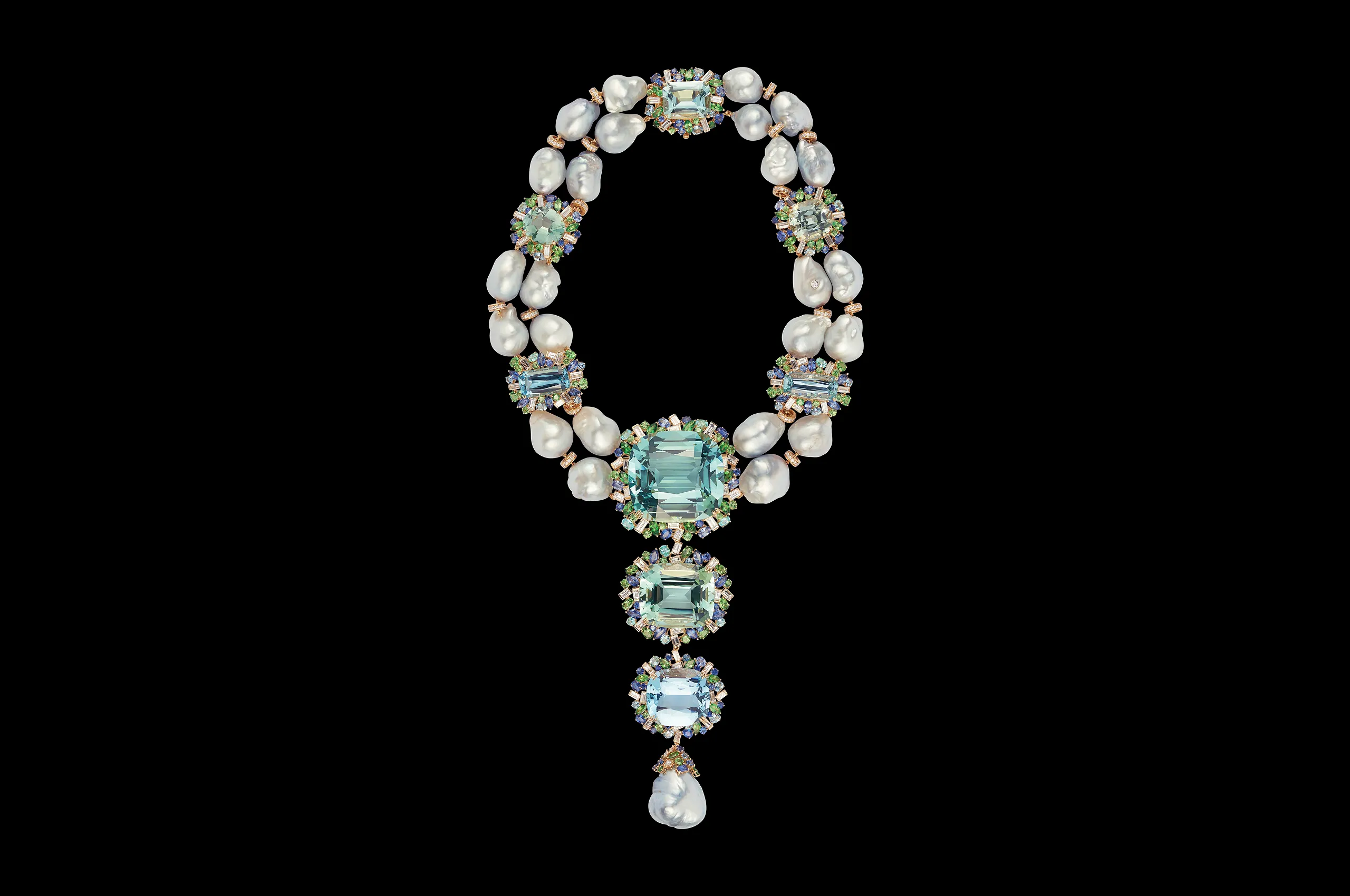 The Marina collier by Margot McKinney was a highlight of TEFAF Maastricht 2025, featuring a sensational suite of aquamarines, beryls, tourmalines and Australian South Sea baroque pearls 