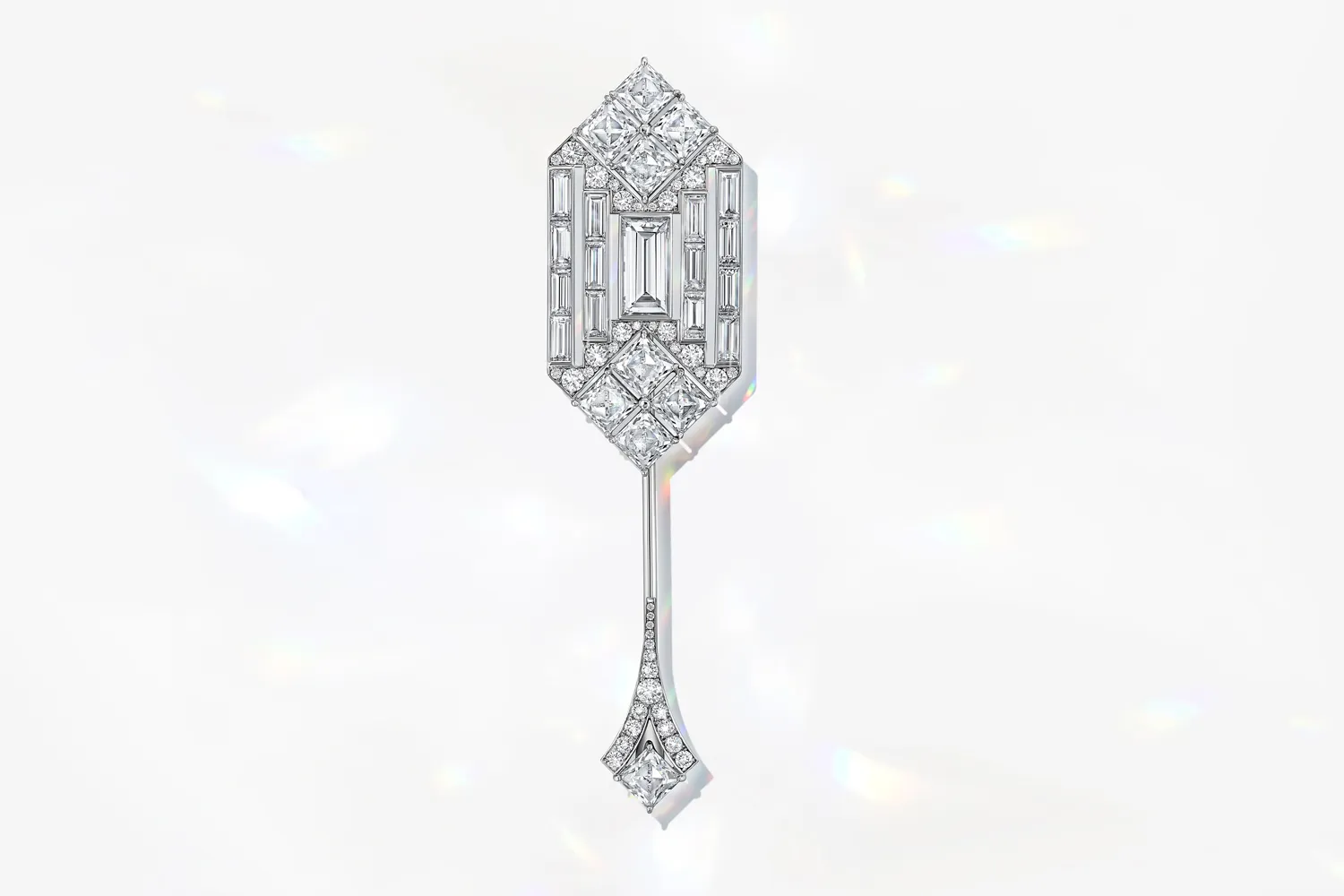 Martin Katz Art Deco-inspired lapel pin with French-cut, baguette-cut and micro-set diamonds ©martinkatzjewels