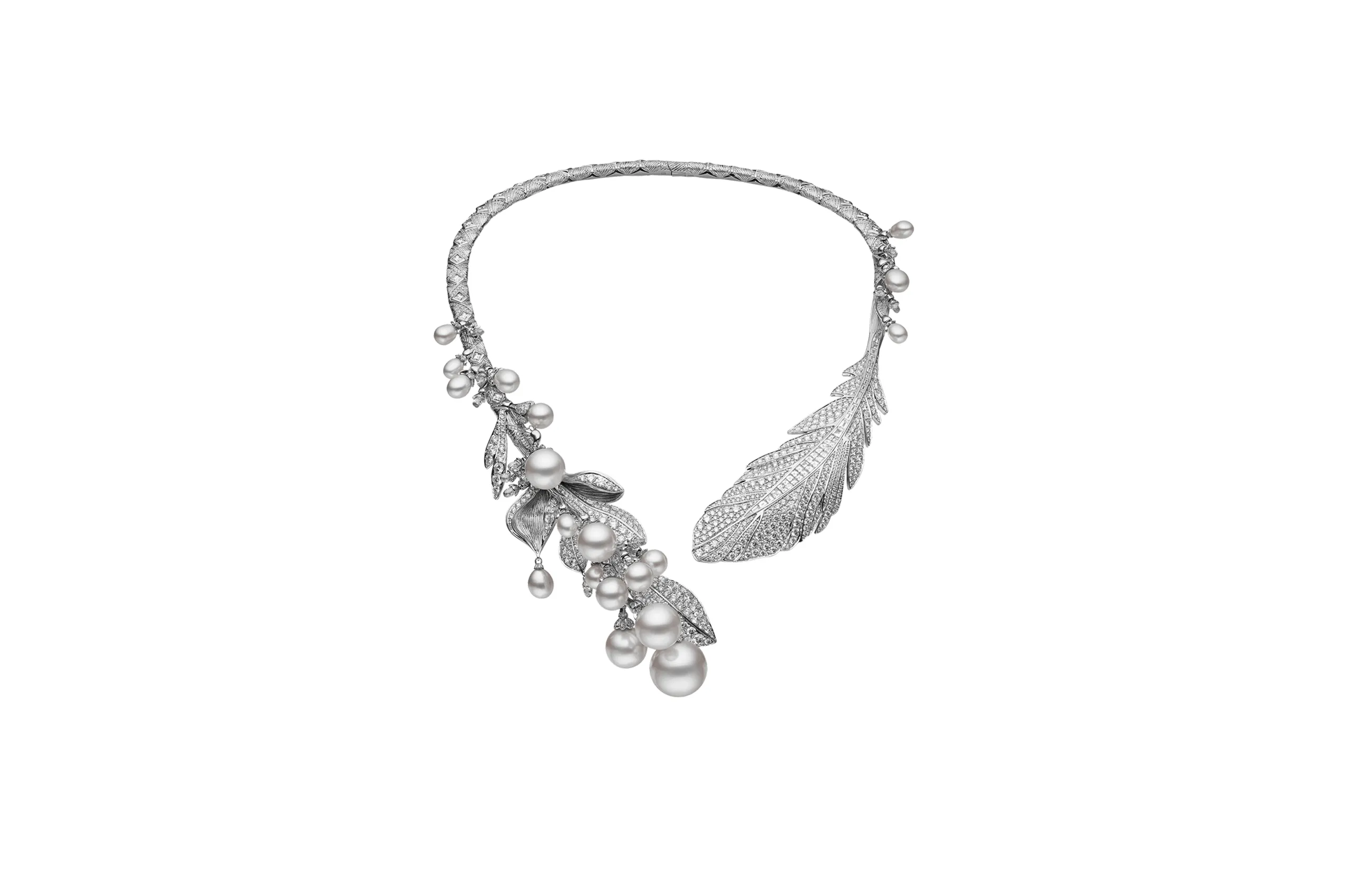 Paspaley Night Bird Feather pearl collier with Australian South Sea pearls of various shapes and 1,717 diamonds for a total weight of 30.98 carats, set in 18k white gold 