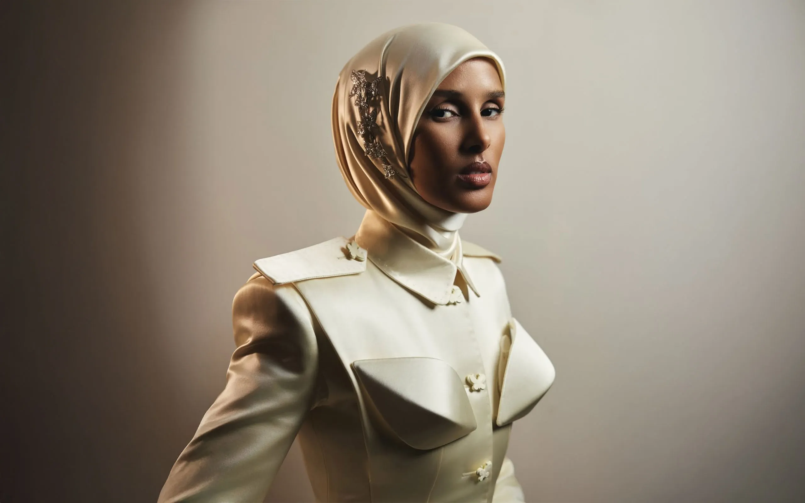 Somali model Rawdah Mohamed adorned her hijab with the Boucheron Lierre de Paris brooch from the Untamed Nature High Jewellery collection at the Cannes Film Festival 2025