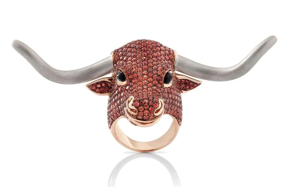 Roberto Coin Bull ring with rubies in gold