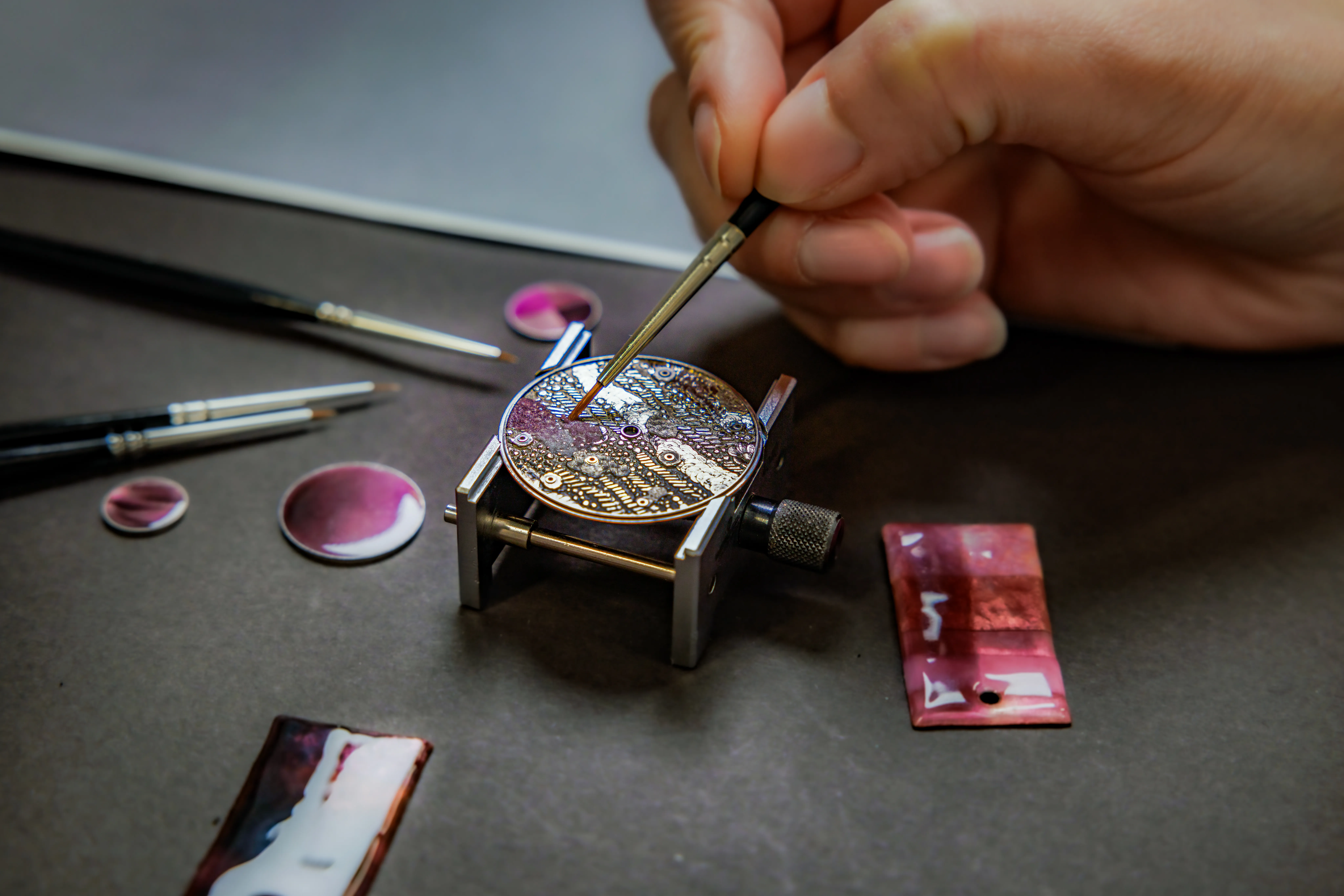 Hand-painting the dial of the TAOS Sequins watch 