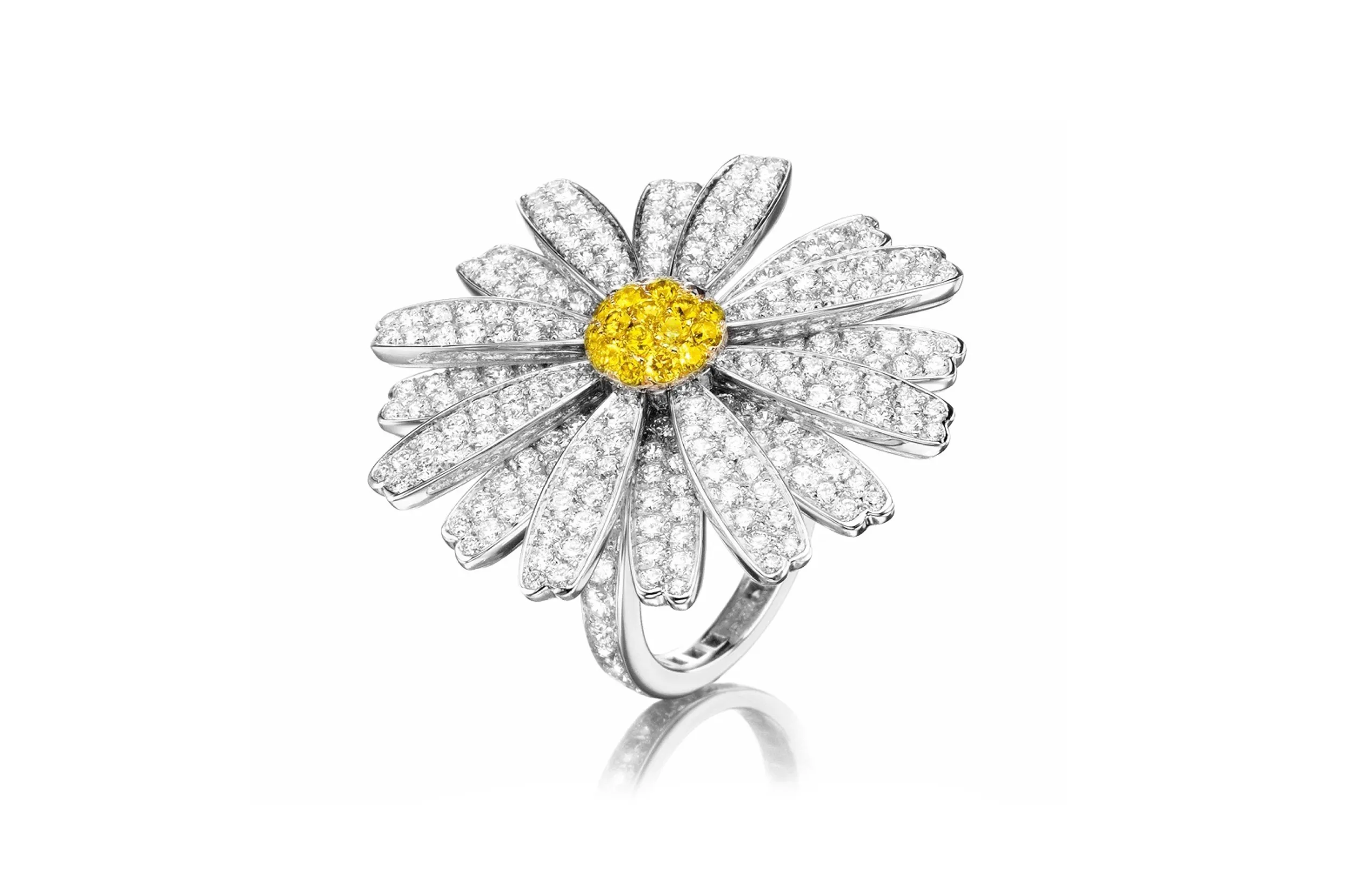 <p>Tabbah &#8216;Daisy Love&#8217; ring with colourless and fancy yellow diamonds in 18k white gold</p>
