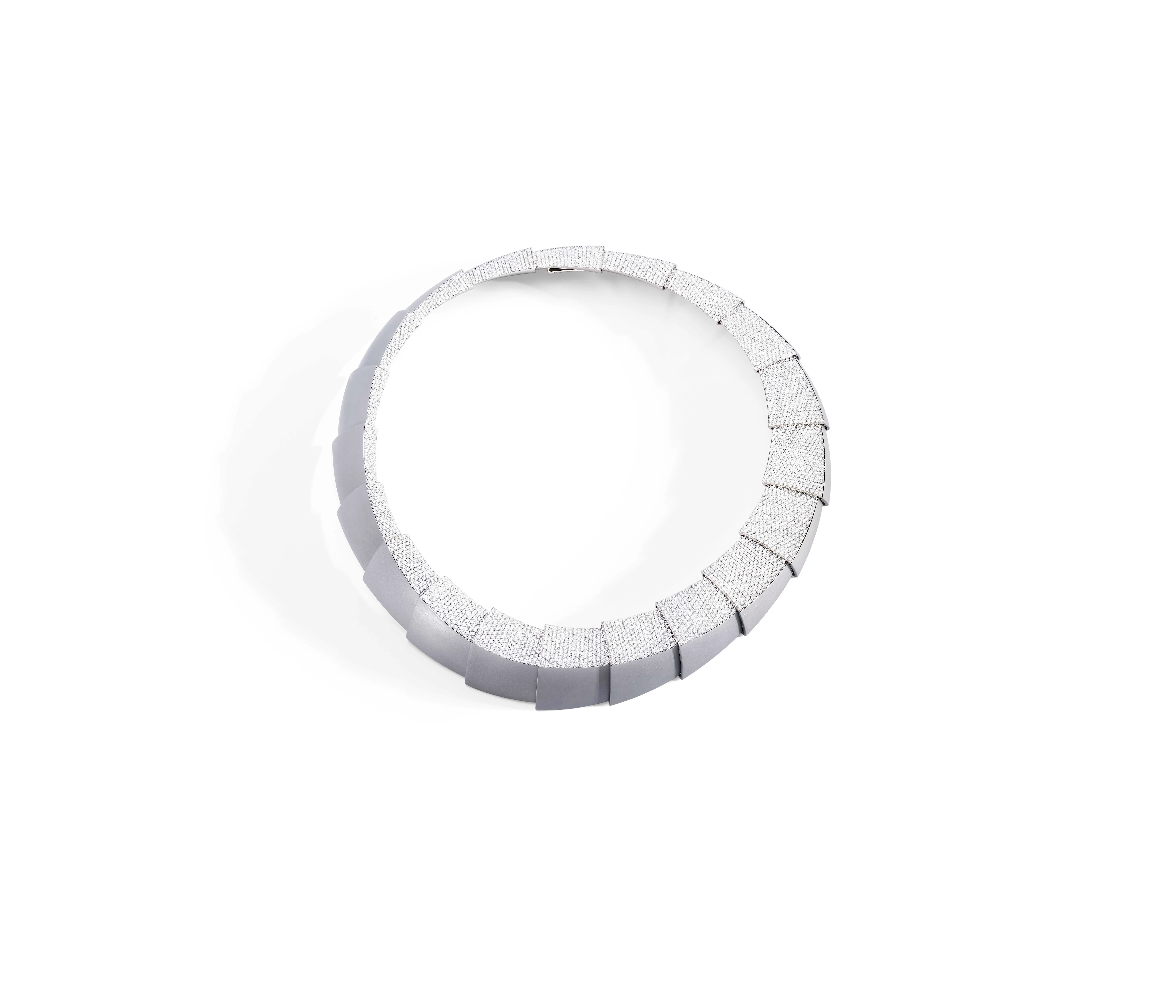 Vhernier Profilo di Luna necklace from the Ardis High Jewellery collection with 2,695 diamonds weighing 19.35 carats, crafted in 18k white gold and aluminium 