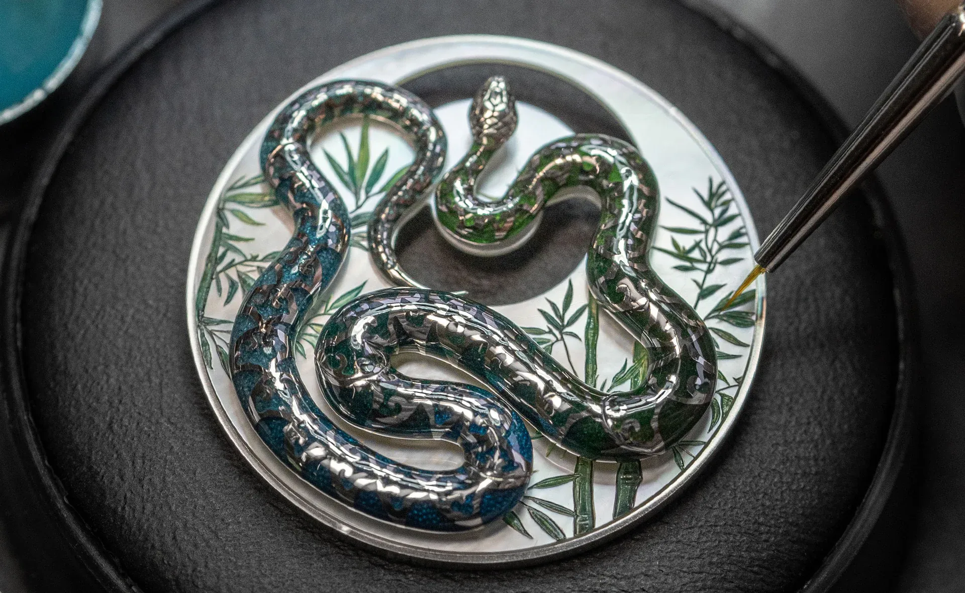 Creating the hand-painted dial of the Jaquet Droz Ophidian Hour watch to celebrate the Year of the Snake