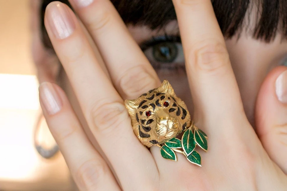 <p>Amanda Marcucci Tiger ring with ruby eyes in 14k yellow gold</p>
