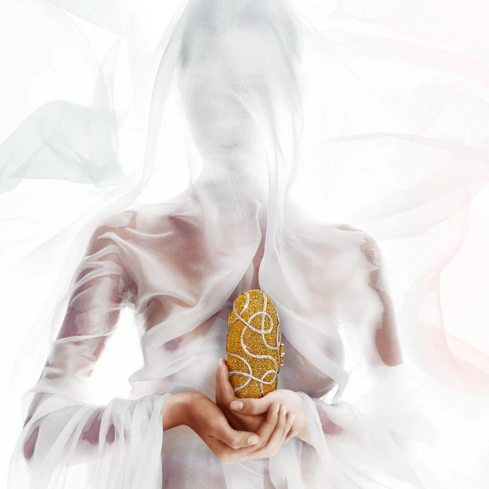 <p>Bina Goenka gold and diamond clutch bag</p>
