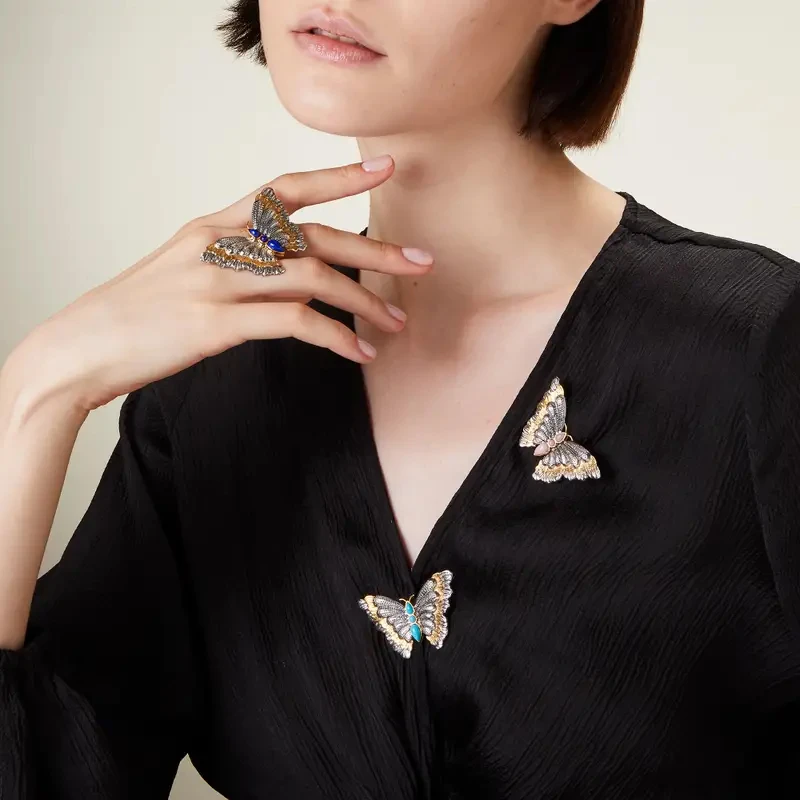 <p>Buccellati Blossoms LOSSOMS Color Brooch in silver with turquoise, lapis and opal</p>