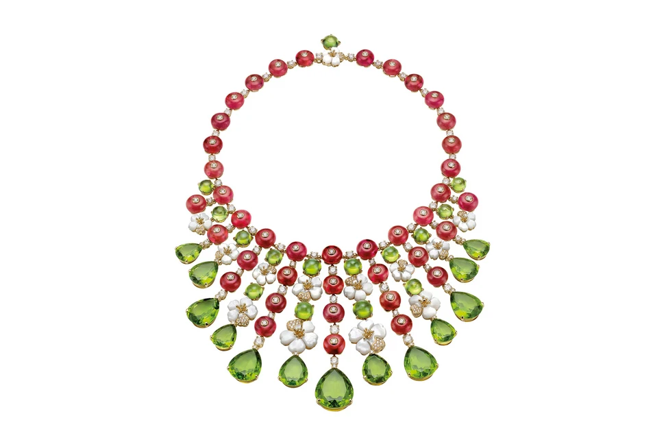 <p>Bulgari’s ‘Giardini Italiani’ necklace with peridot, mother of pearl, diamonds and rubies</p>
